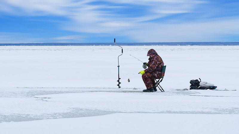 Image: Explore the Thrills of Ice Fishing in the UK's Live Casinos Now